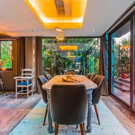 Vilă Sleeps 6 With Pool Air Con And Wifi Ovacık