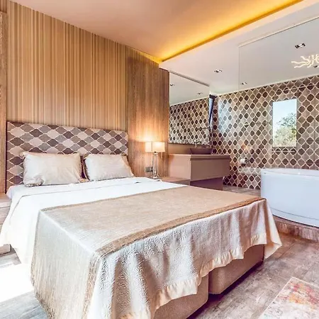 Vilă Sleeps 6 With Pool Air Con And Wifi *