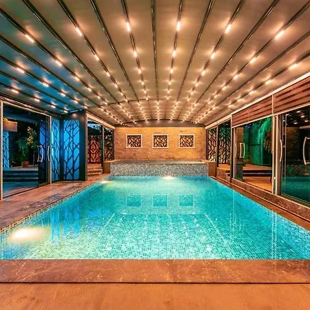 Sleeps 6 With Pool Air Con And Wifi Vilă *